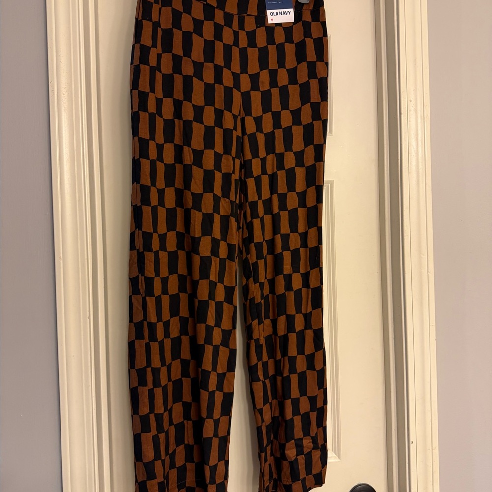 Old Navy Black and Brown Pants with Checkered Pattern